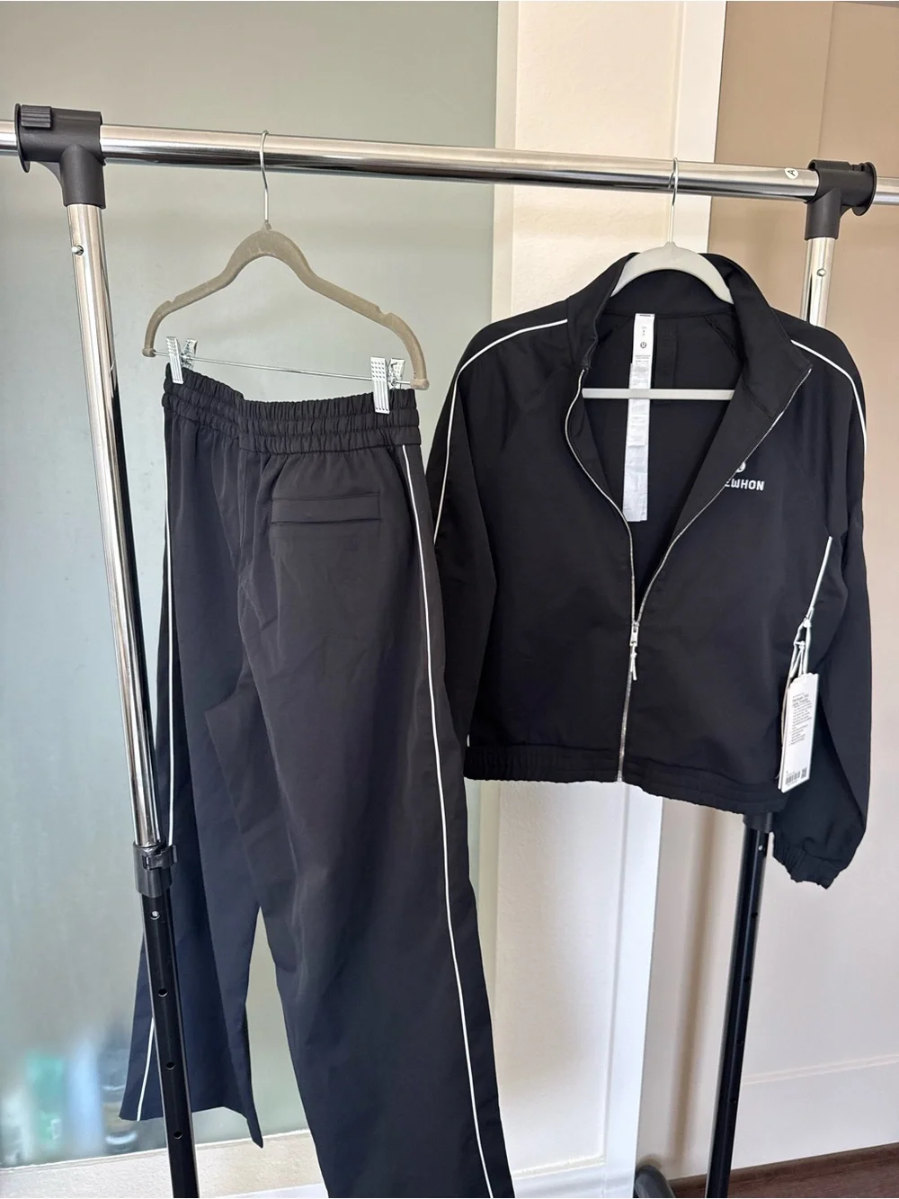 NWT Lululemon x Erewhon Brentwood Track Jacket & High-Rise Pant Set Black Size S